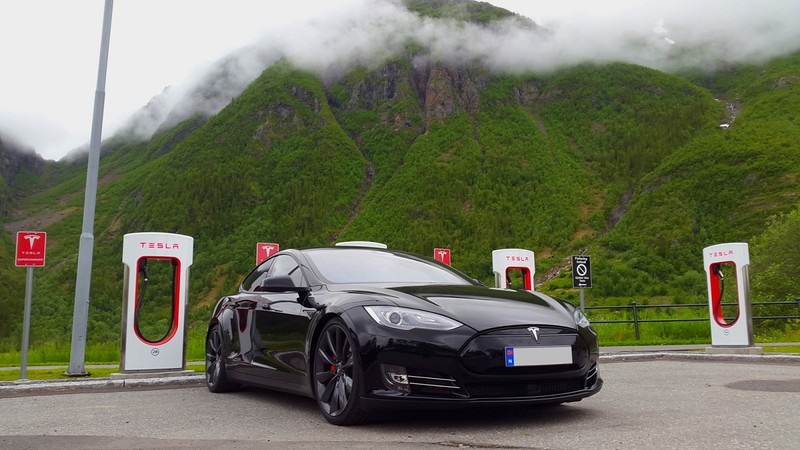 Tesla_mosjoen.thumb.jpg.20a40daad0c5da43